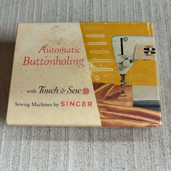 Singer Automatic Buttonholing With Touch & Sew No. 161829 - Picture 10 of 11